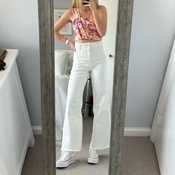 AMUR Madame Printed One Shoulder Crop Top - Picture 5 of 14